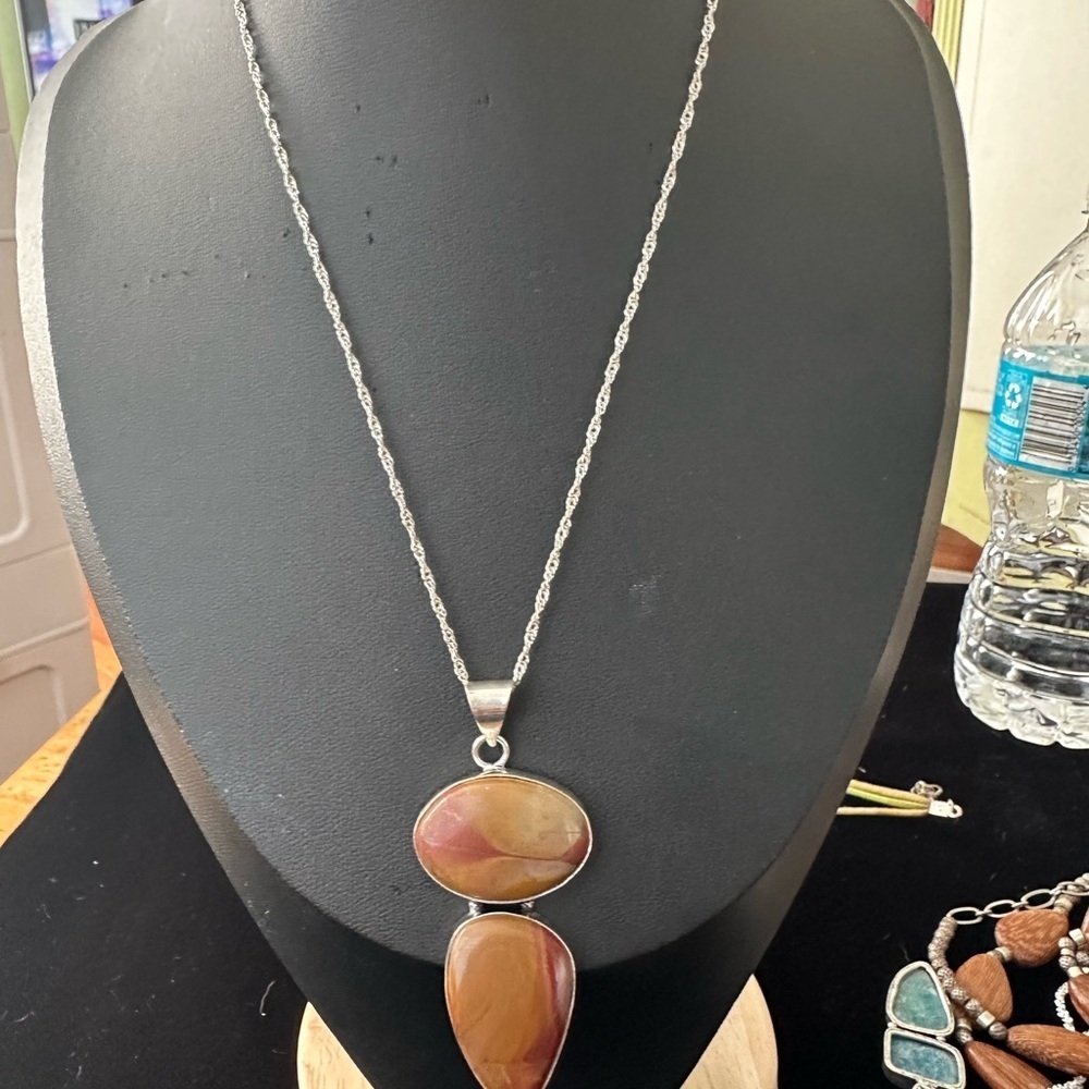 Sterling Silver Pendant Necklace with Multicolor Agate Stones - Picture 7 of 7